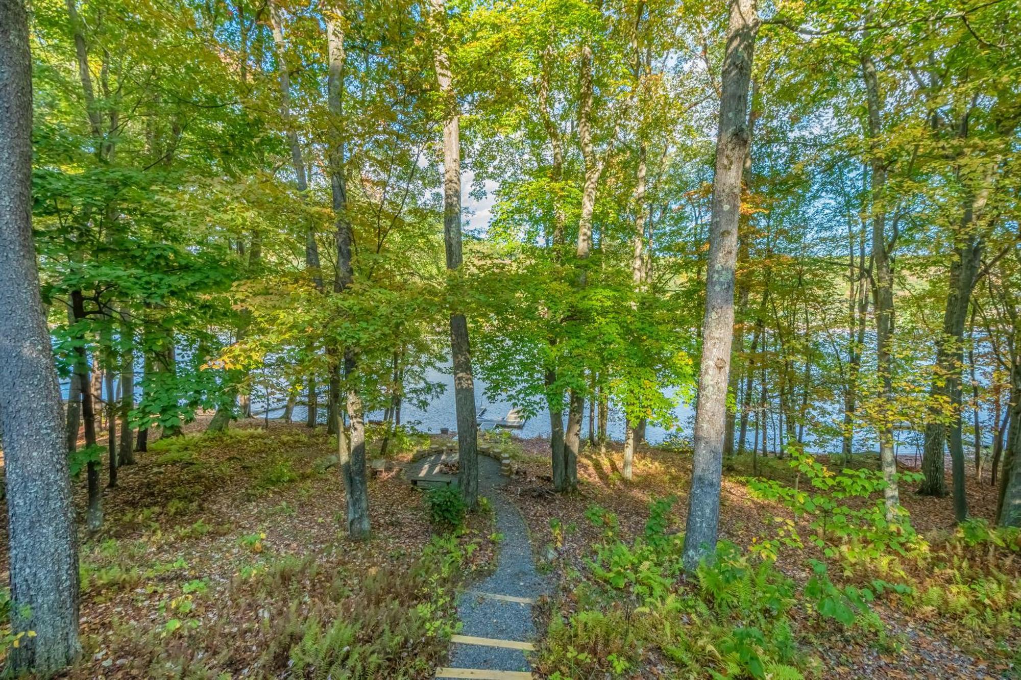Maplewood Cottage МакГенрі Екстер'єр фото